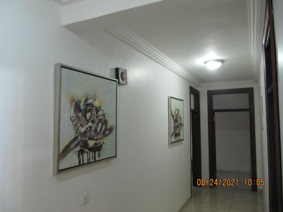Bertha'S Court D-Plus Apartments Dzorwulu Exterior foto